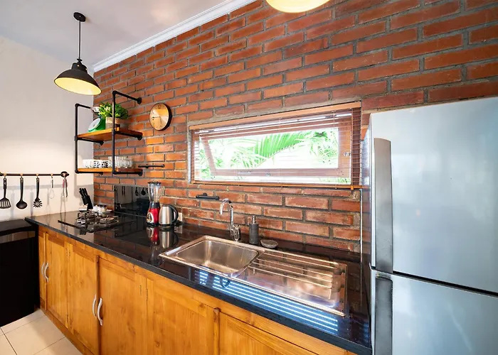 Villa *villa Sari*closed Livingroom*near Beach*canggu* Canggu